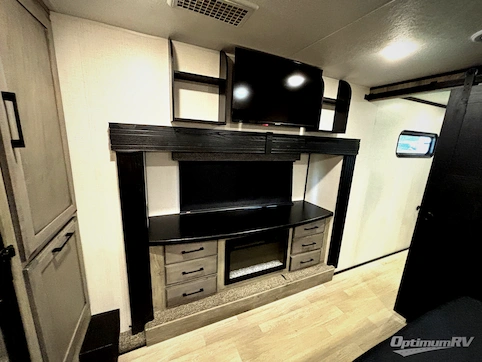 2023 KZ Durango Gold G391RKF RV Photo 3