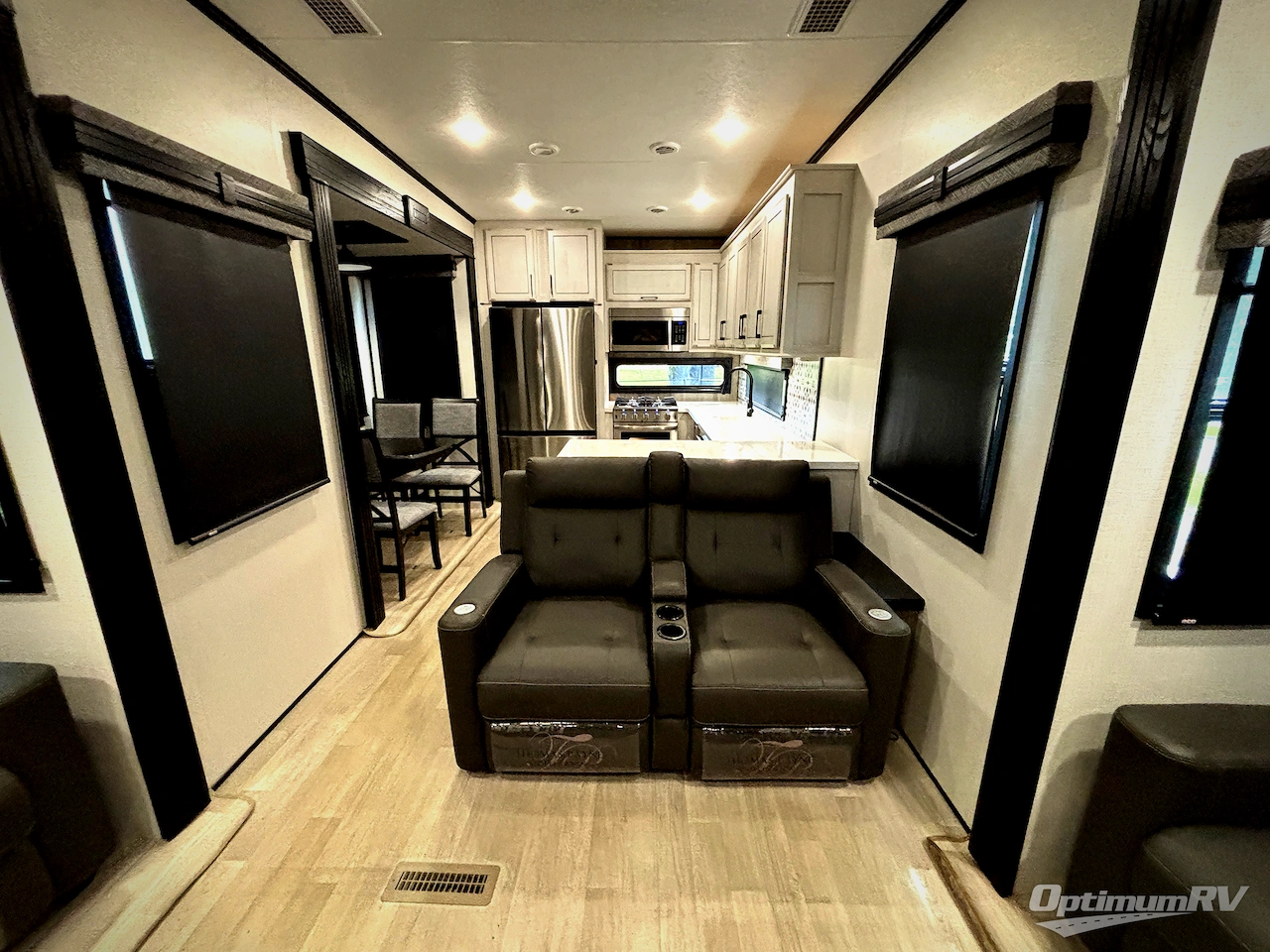 2023 KZ Durango Gold G391RKF Photo 20