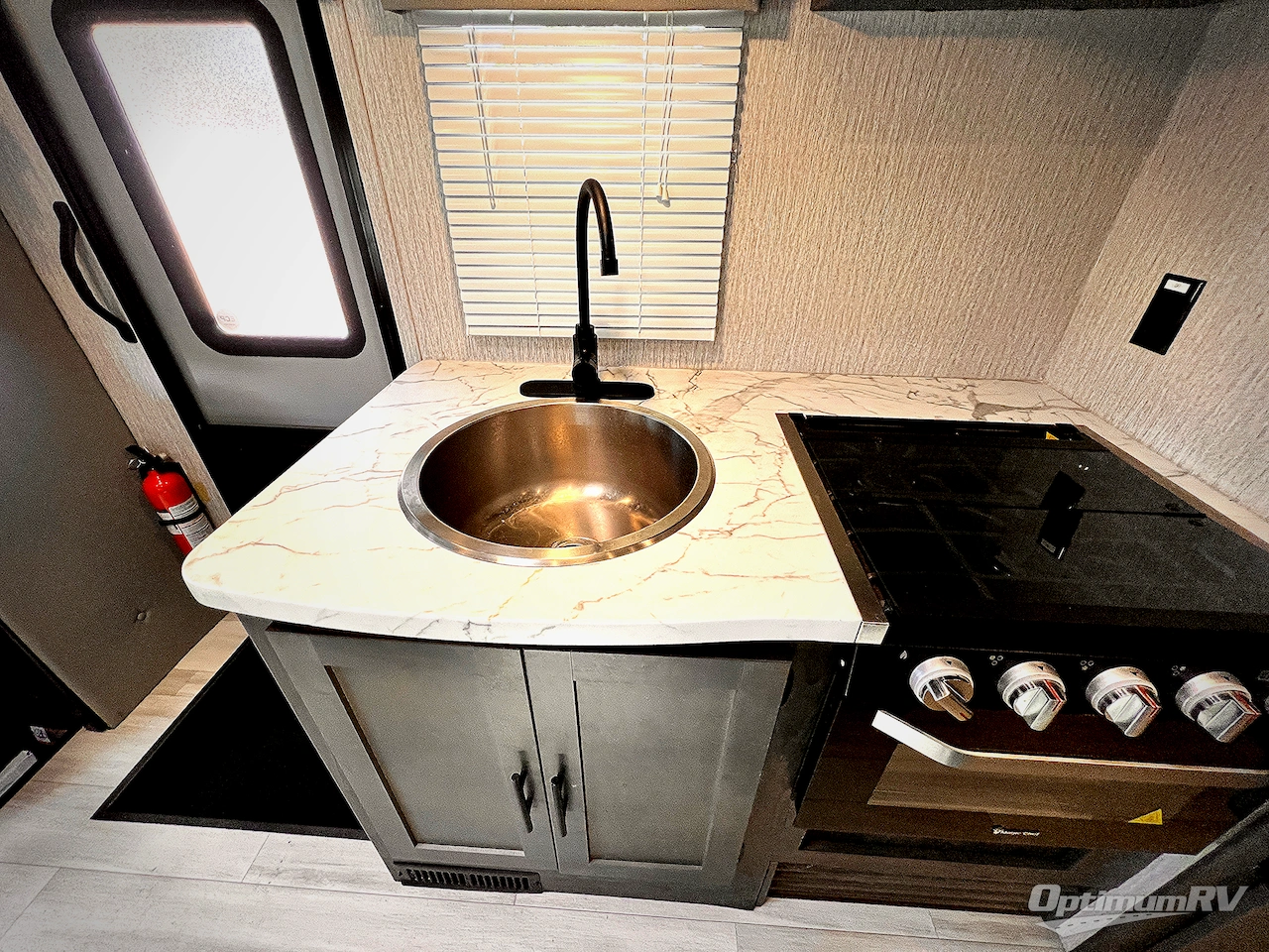 2023 Coachmen Prism LE 2150CB Photo 10