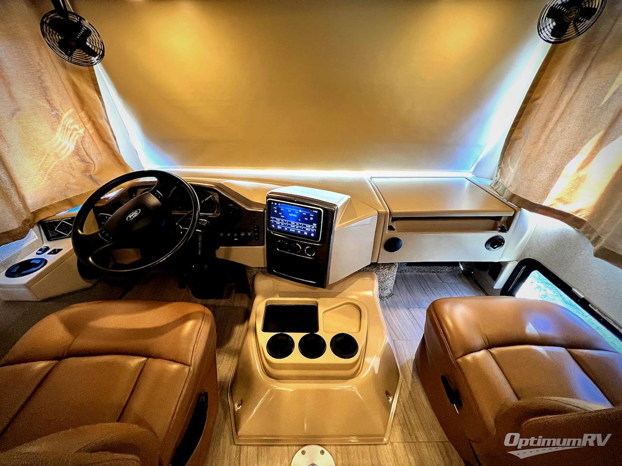 2019 Thor Windsport 29M Photo 5