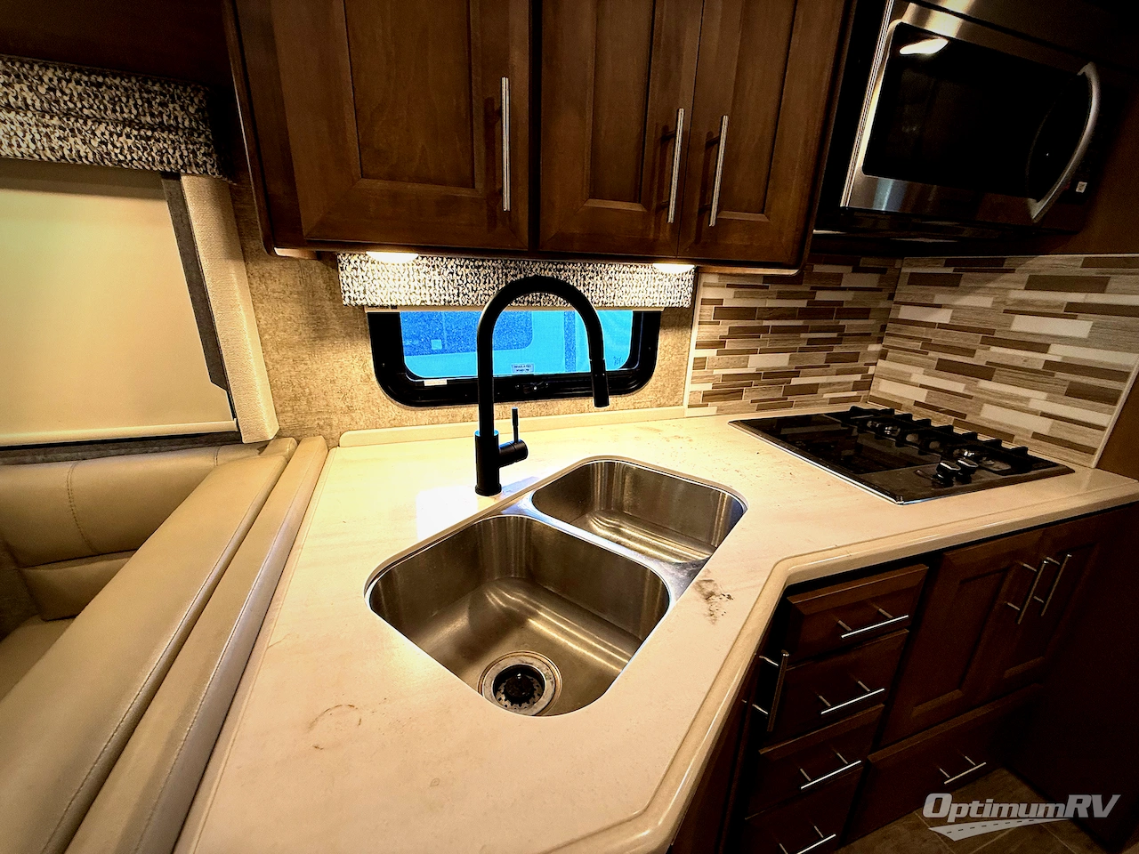 2021 Thor Miramar 35.4 Photo 9