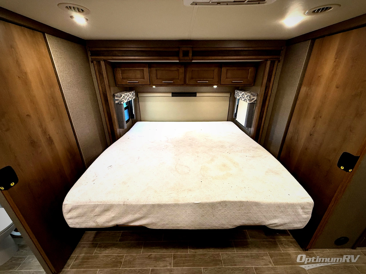 2021 Thor Miramar 35.4 Photo 17