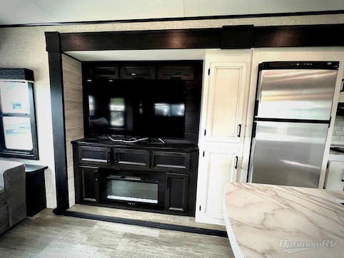 2022 Jayco Jay Flight 34RSBS RV Photo 2
