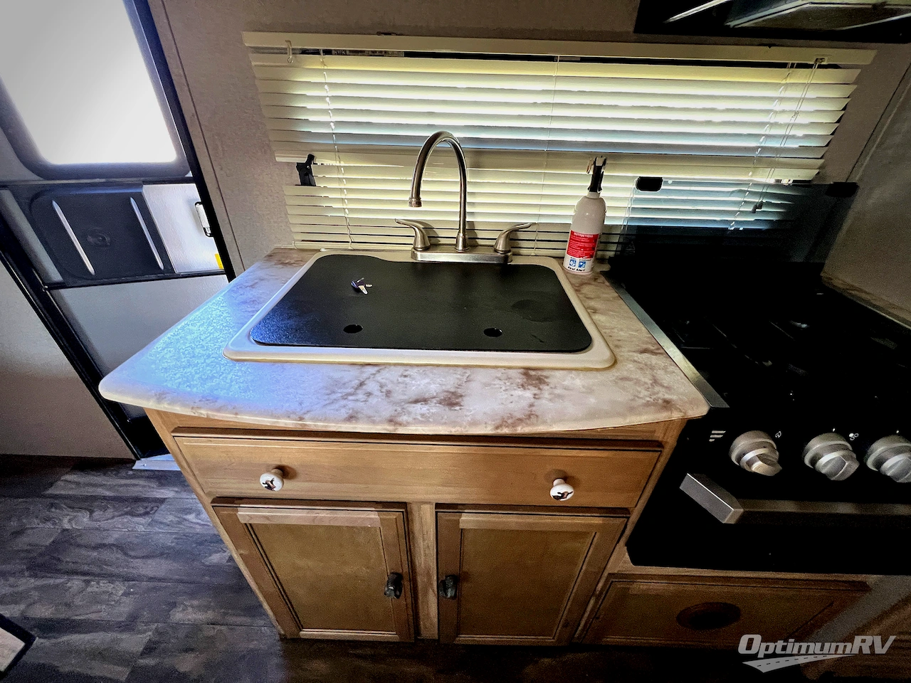 2019 Coachmen Freedom Express Ultra Lite 248RBS Photo 11