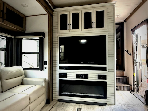 2024 Keystone Montana 3901RK RV Photo 2