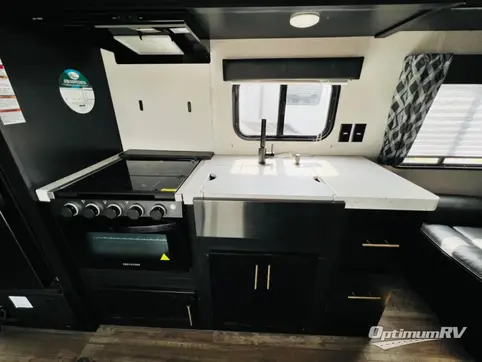 2021 Forest River Cherokee Grey Wolf 26DJSE RV Photo 3