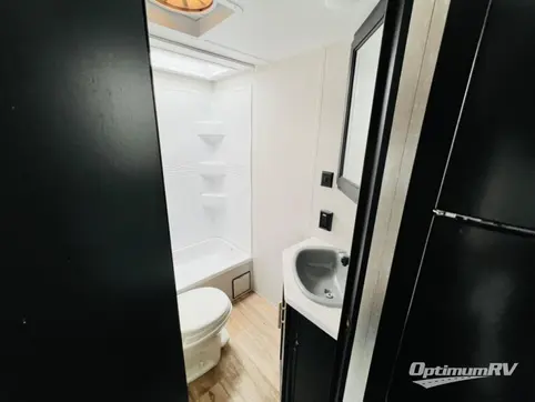 2021 Forest River Cherokee Grey Wolf 26DJSE RV Photo 4