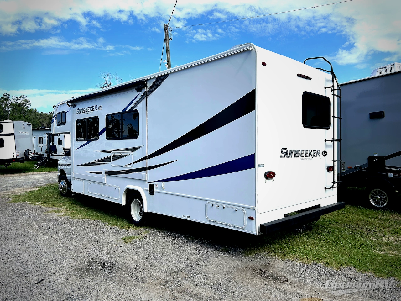 2021 Forest River Sunseeker LE 2550DSLE Ford Photo 2