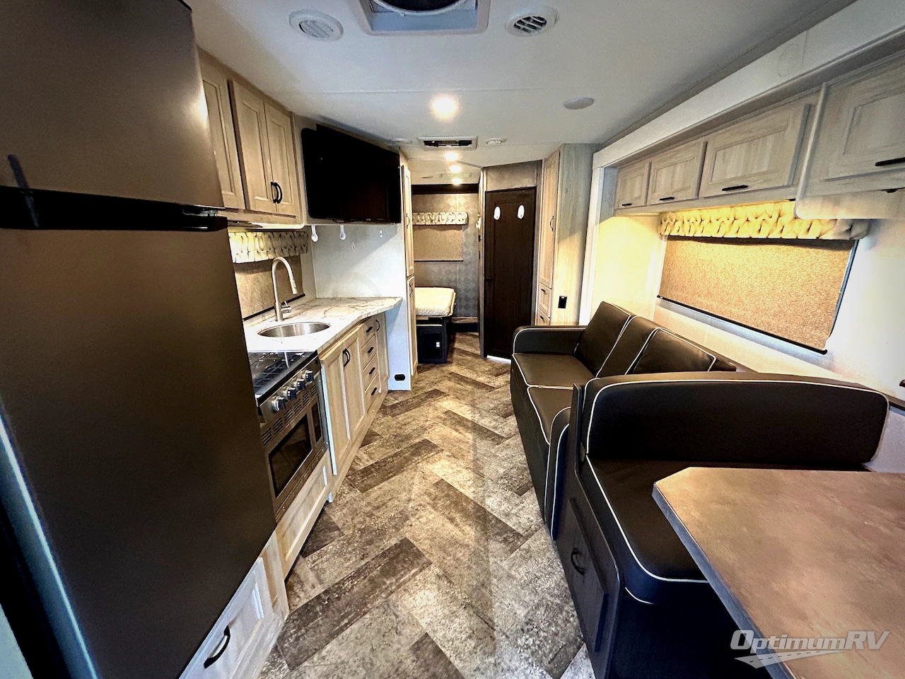 2021 Forest River Sunseeker LE 2550DSLE Ford Photo 3