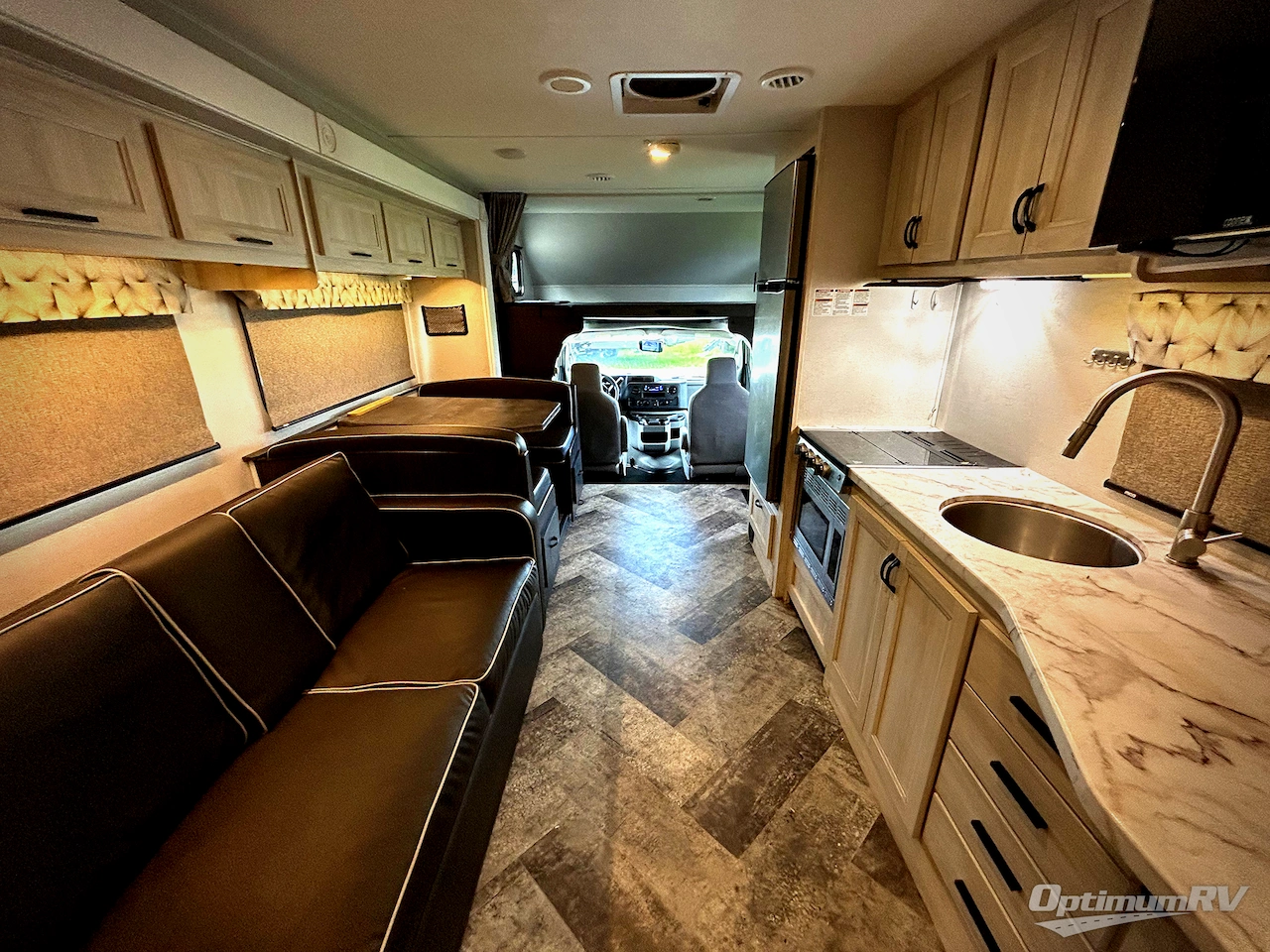2021 Forest River Sunseeker LE 2550DSLE Ford Photo 4