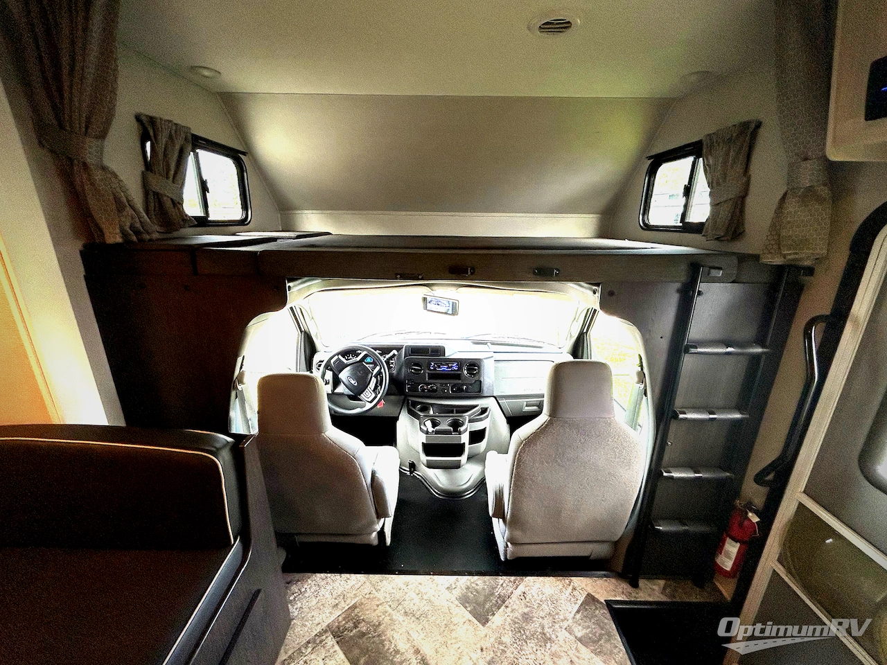 2021 Forest River Sunseeker LE 2550DSLE Ford Photo 9