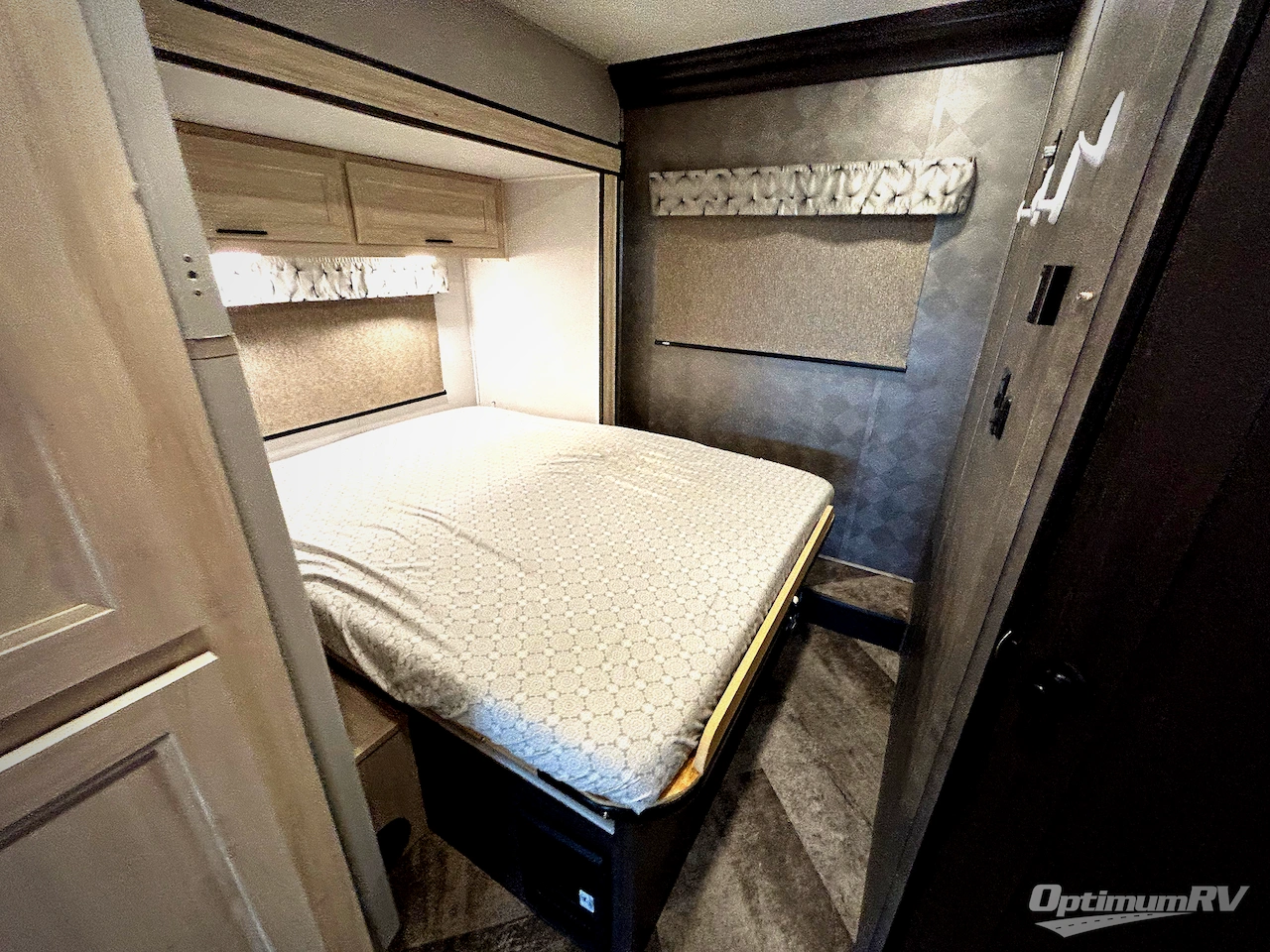 2021 Forest River Sunseeker LE 2550DSLE Ford Photo 15