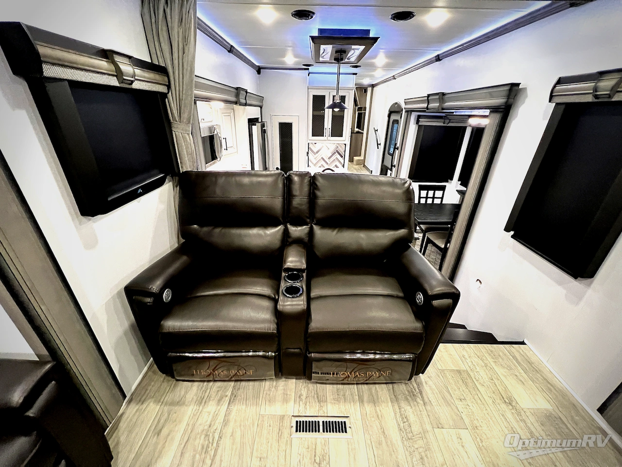 2022 Keystone Montana 3791RD Photo 10