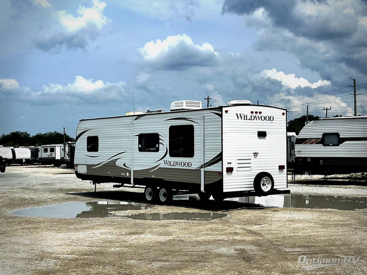 2014 Forest River Wildwood 27RKSS Photo 3