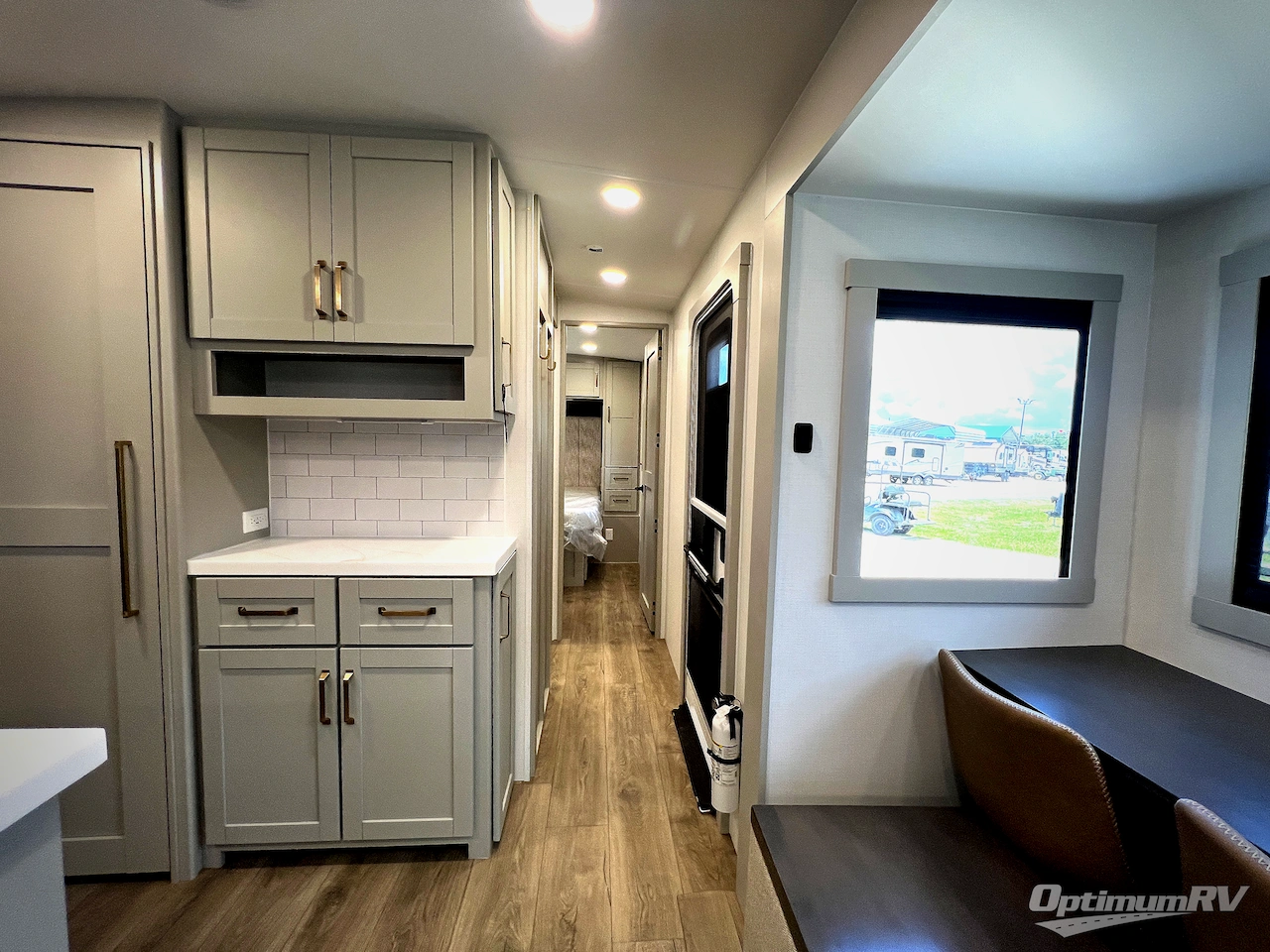2025 Brinkley Model Z Air 297 Photo 15