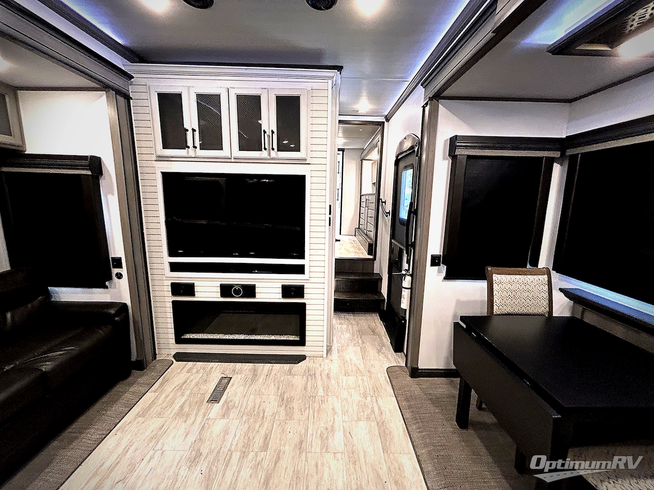 2023 Keystone Montana 3901RK Photo 4
