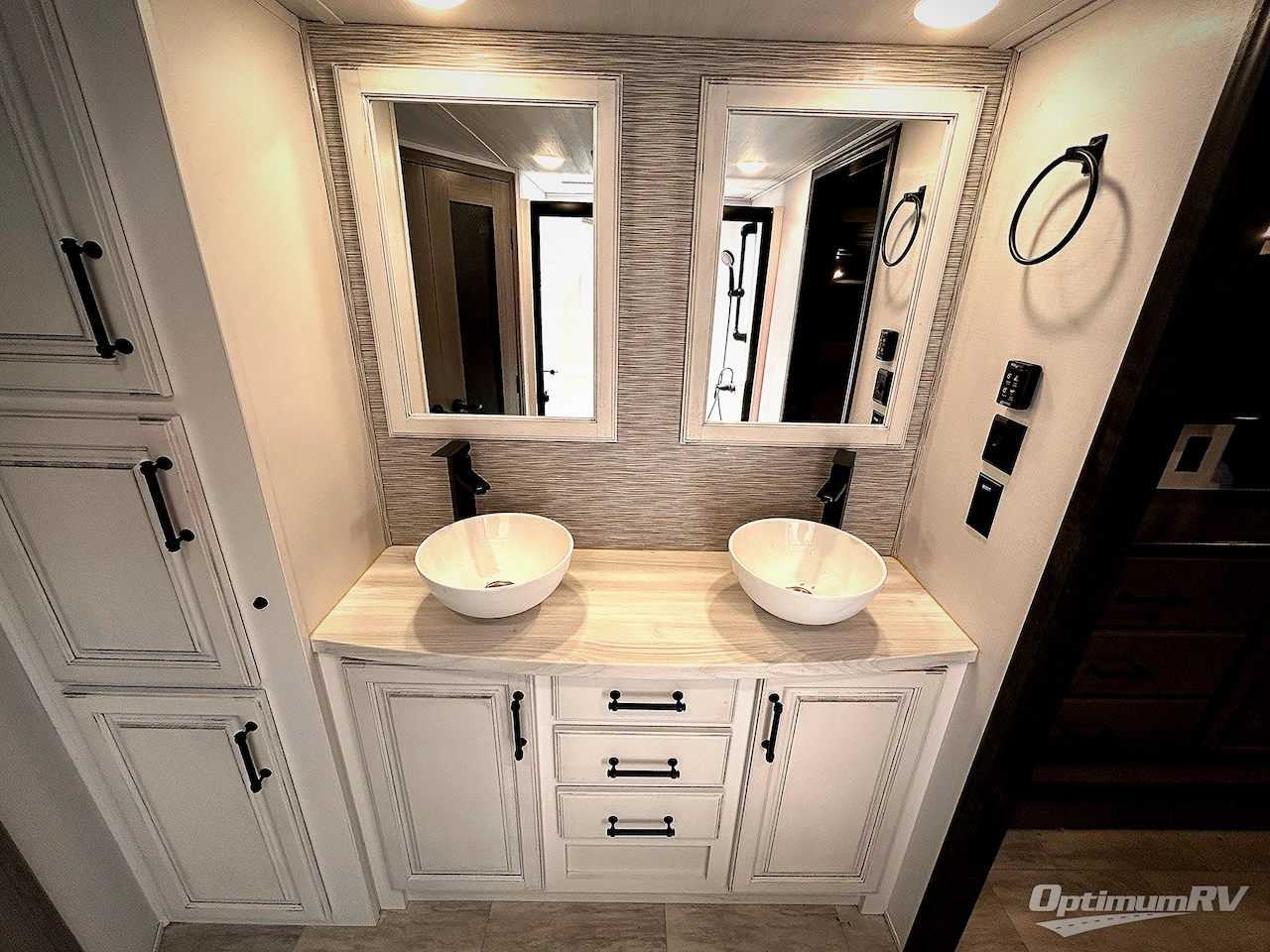 2023 Keystone Montana 3901RK Photo 9
