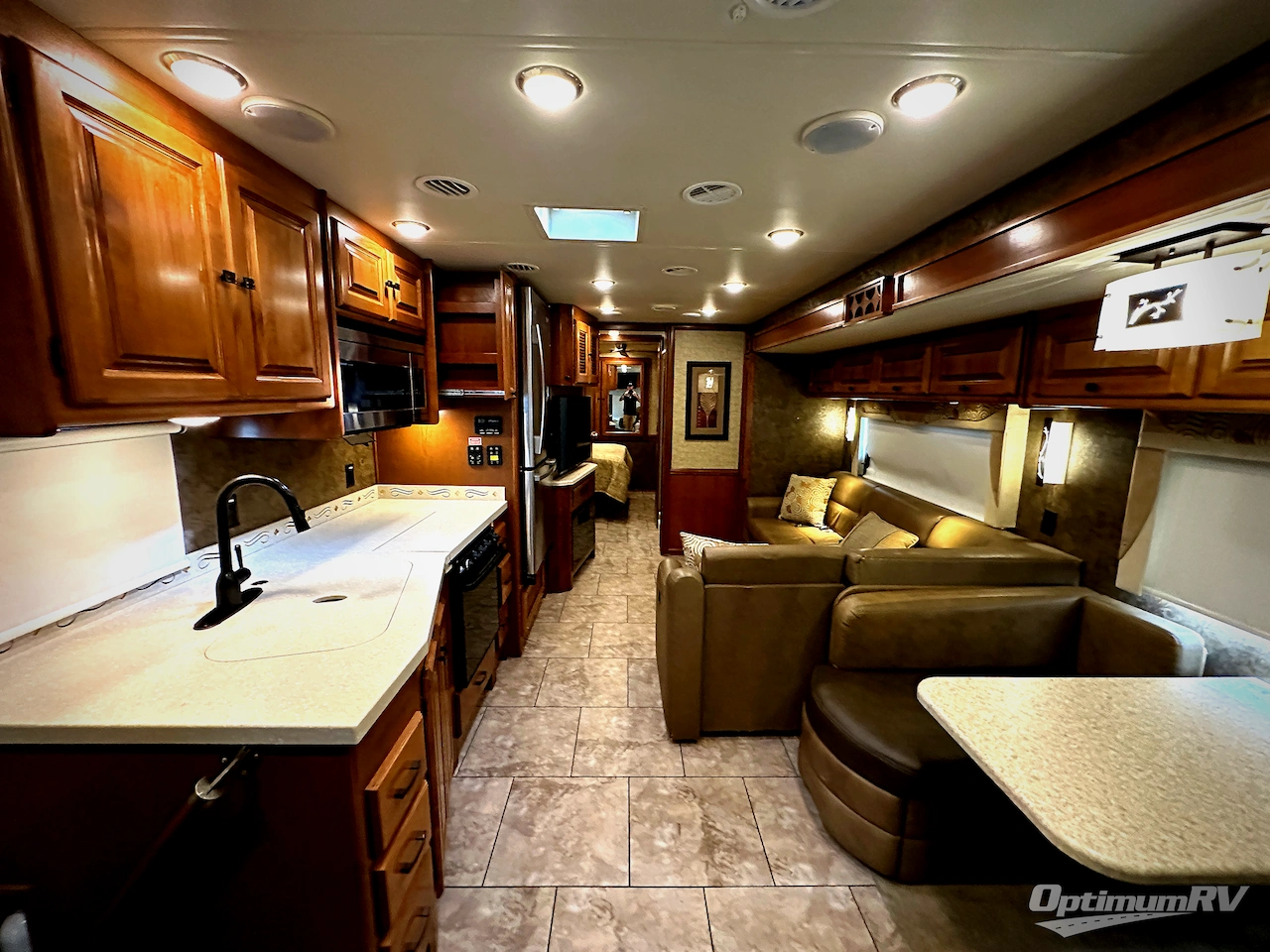 2014 Tiffin Allegro 31 SA Photo 6