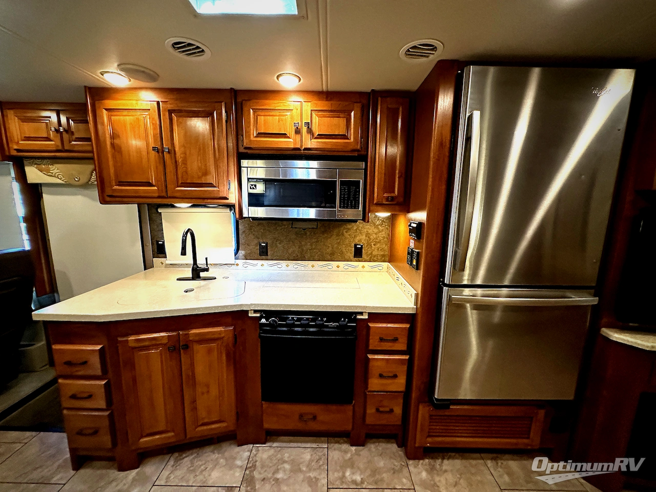 2014 Tiffin Allegro 31 SA Photo 10