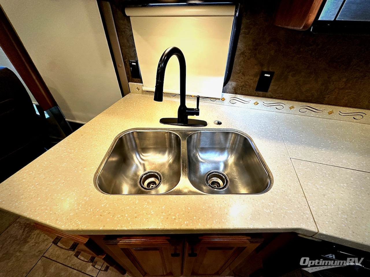 2014 Tiffin Allegro 31 SA Photo 11