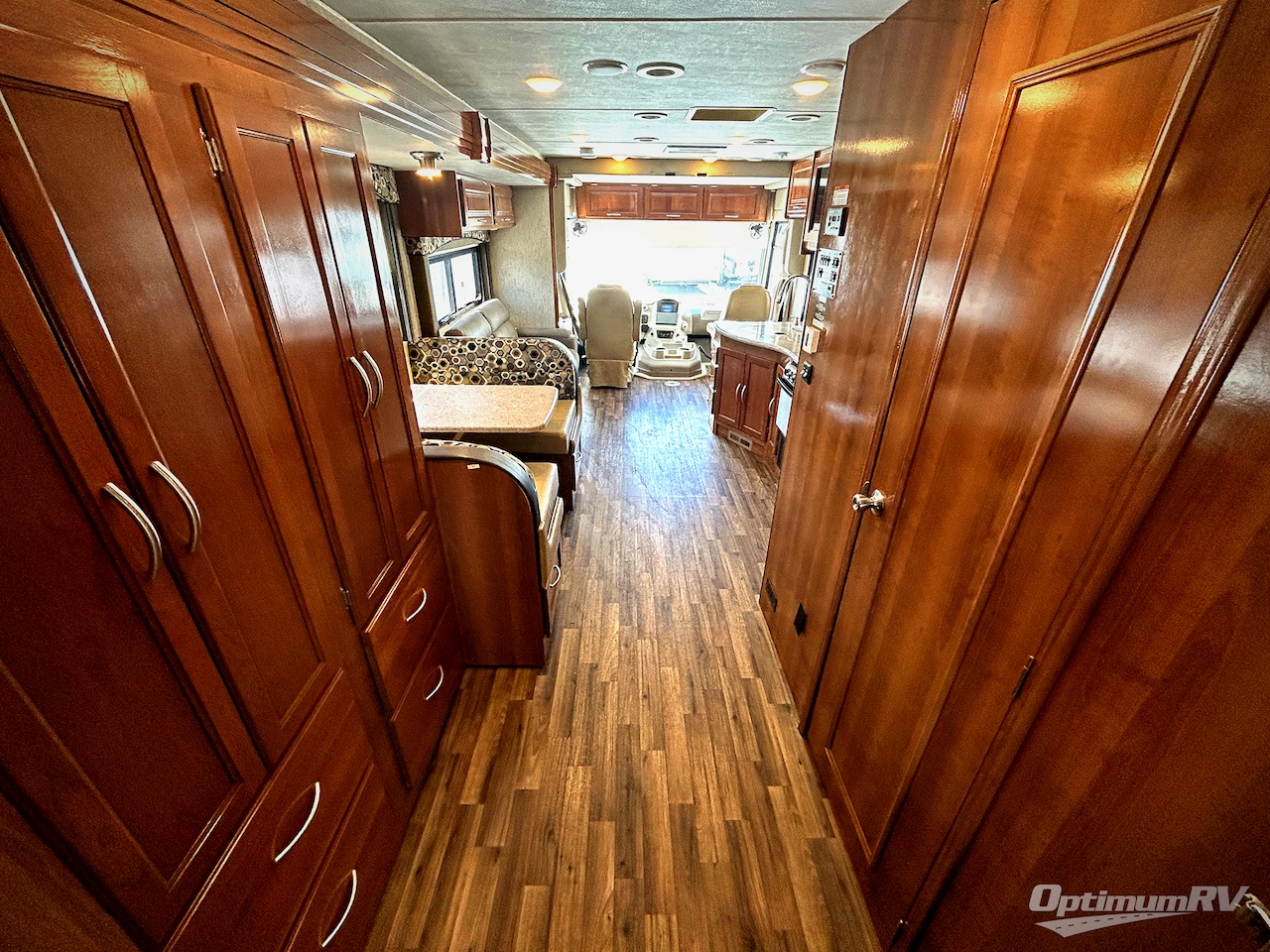 2018 Coachmen Mirada 31FW Photo 12