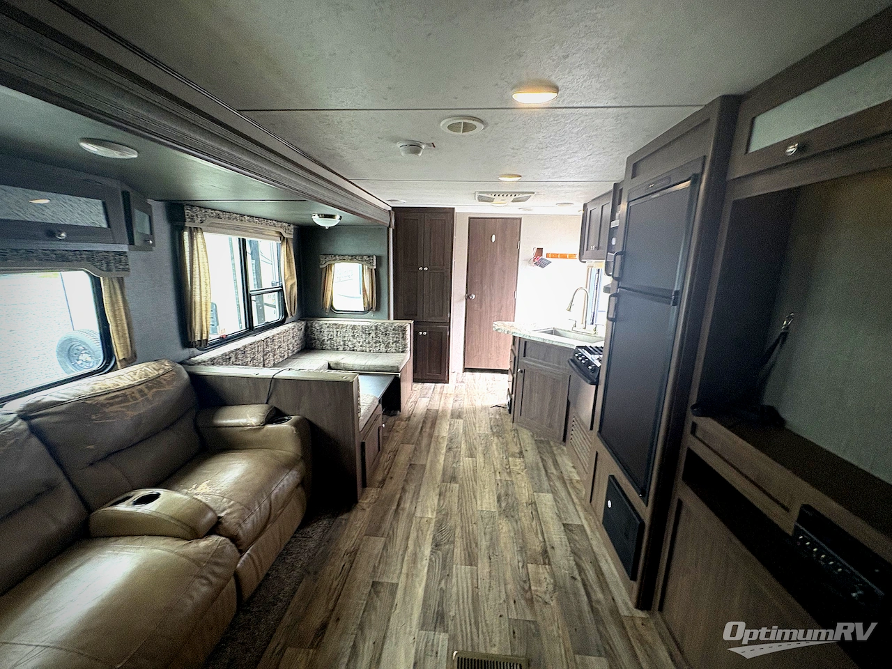 2018 Keystone Hideout 27DBS Photo 6