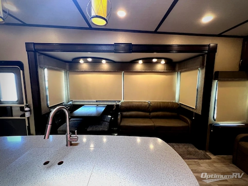 2019 Grand Design Solitude S-Class 2930RL RV Photo 3