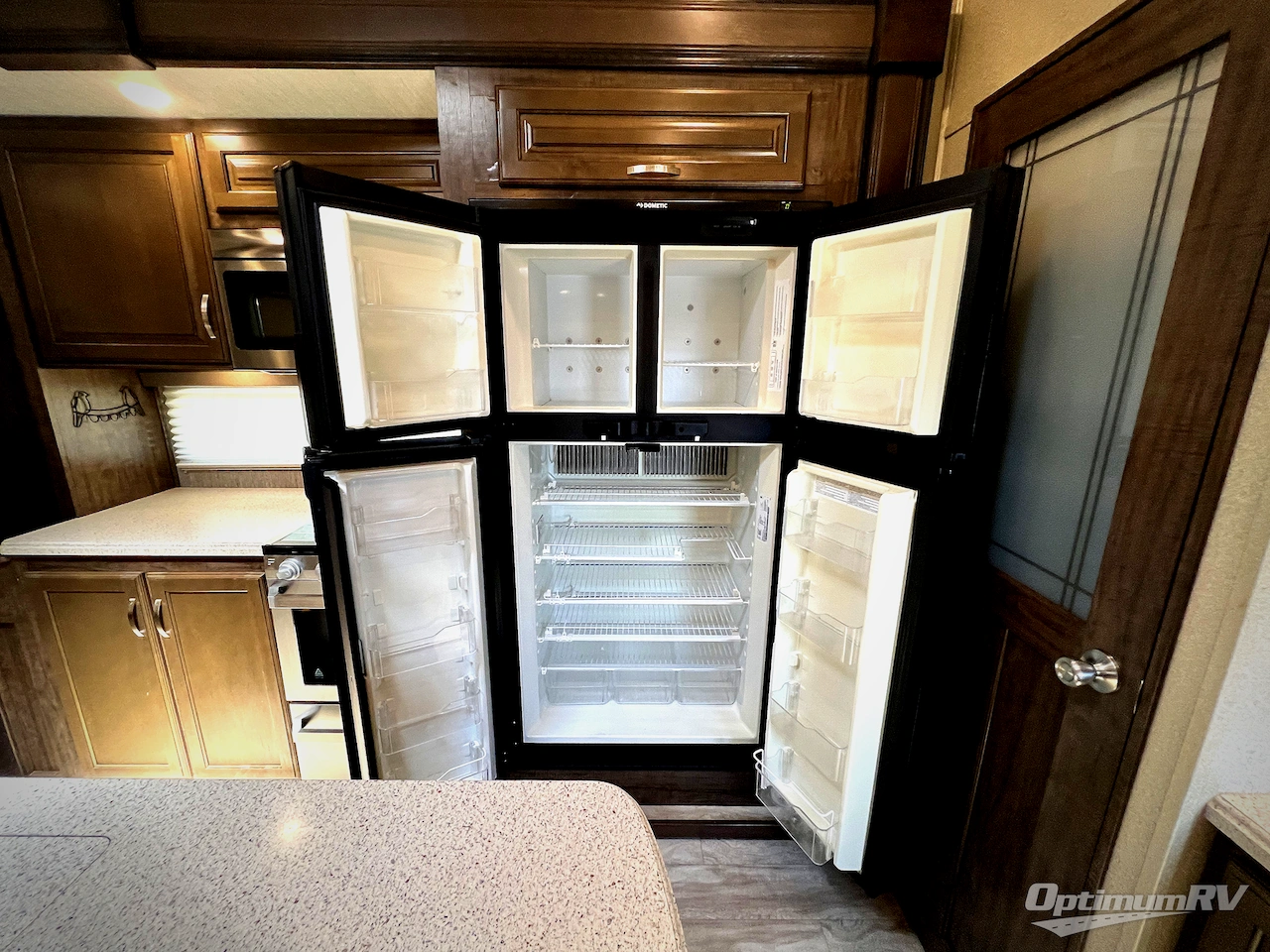 2019 Grand Design Solitude S-Class 2930RL Photo 11