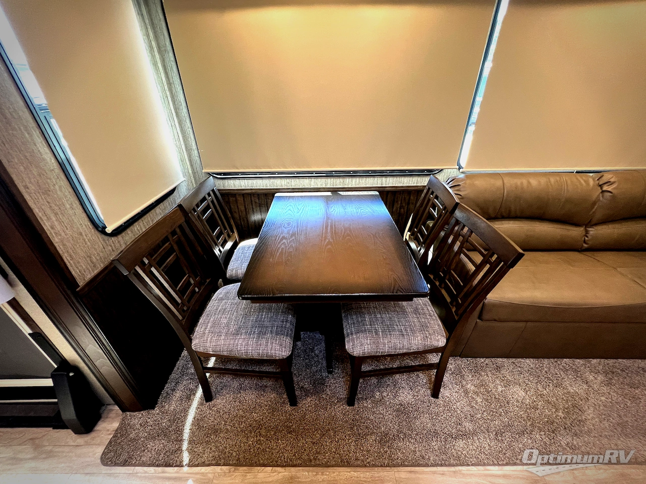 2019 Grand Design Solitude S-Class 2930RL Photo 15