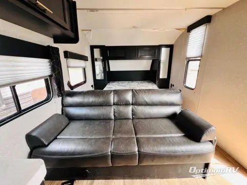 2022 Forest River Cherokee Grey Wolf 26DJSE RV Photo 3