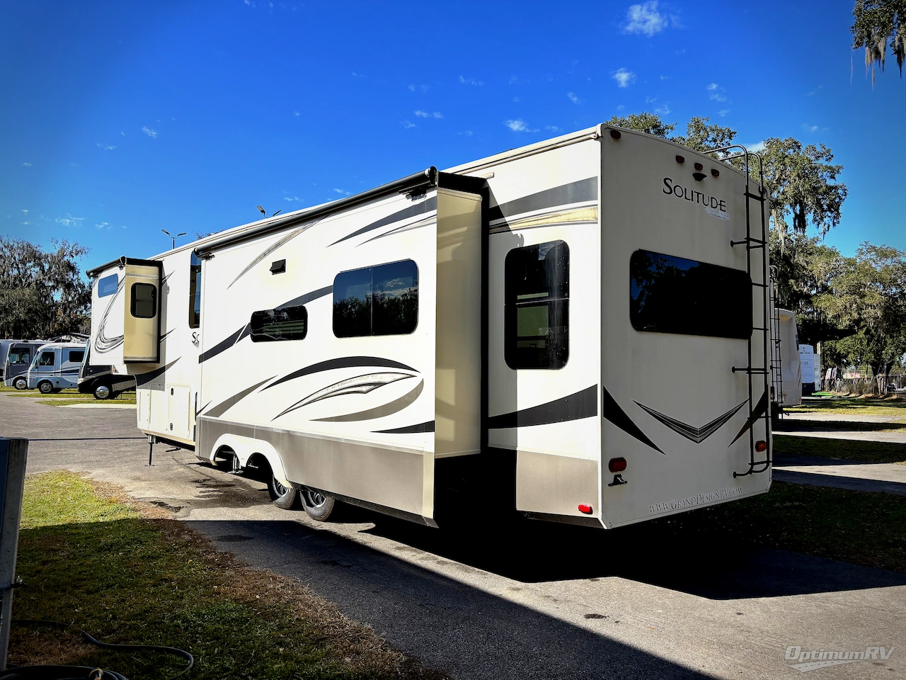 2019 Grand Design Solitude 385GK Photo 3