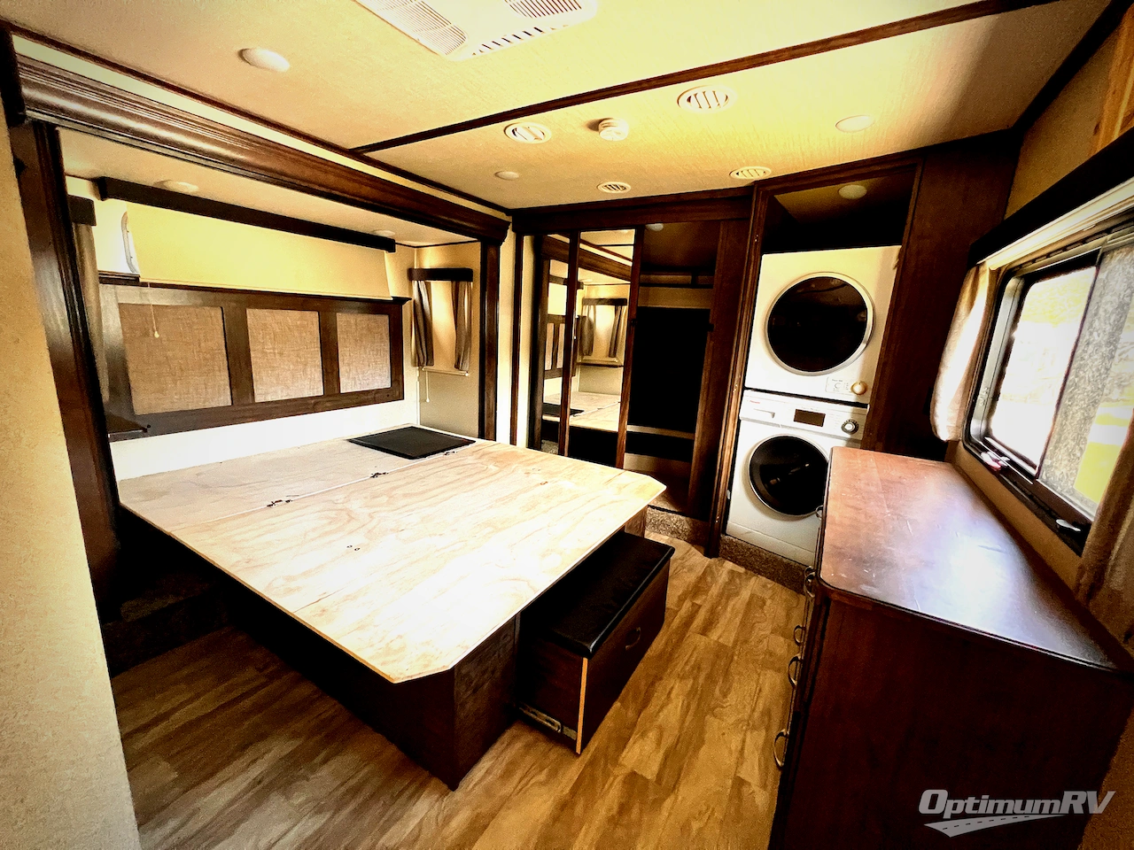 2019 Grand Design Solitude 375RES Photo 15