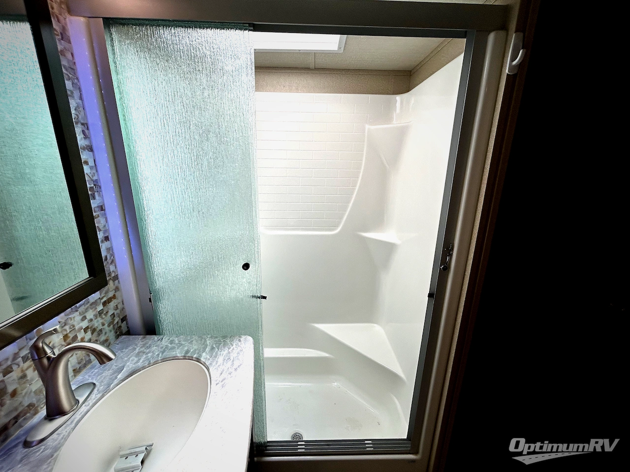 2019 Grand Design Solitude 380FL Photo 25