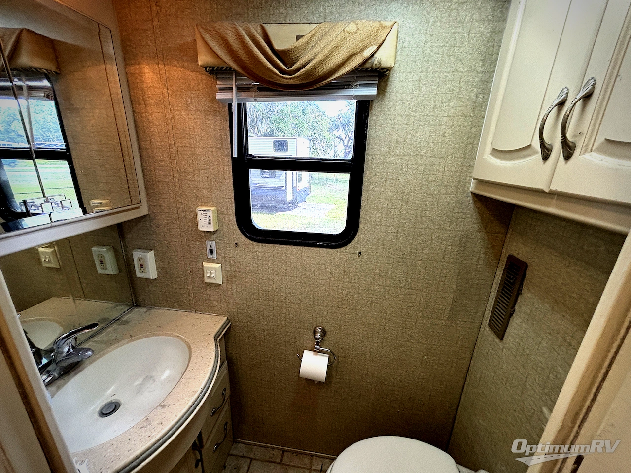 2005 Newmar Mountain Aire Diesel 3743 Photo 14