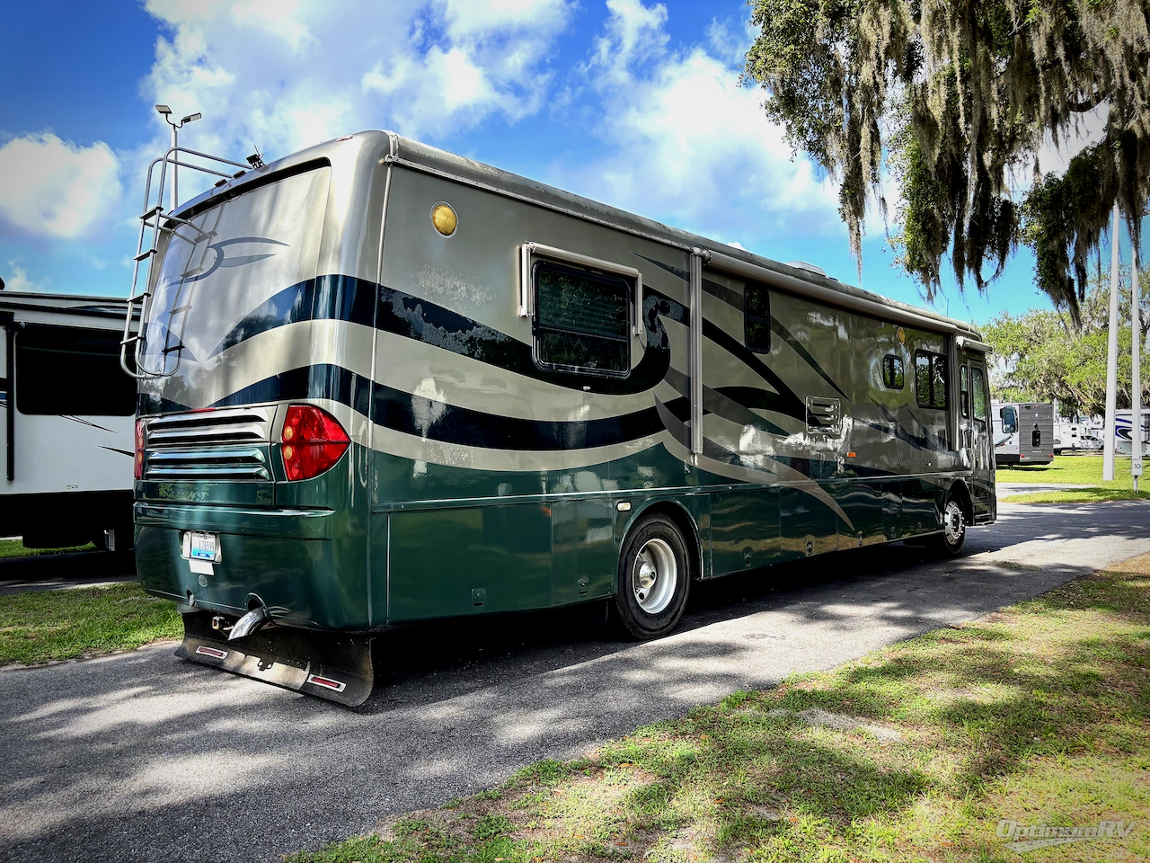 2005 Newmar Mountain Aire Diesel 3743 Photo 2