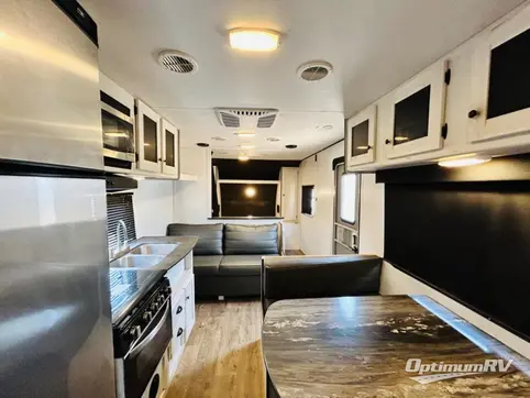 2022 Heartland Trail Runner 25JM RV Photo 2
