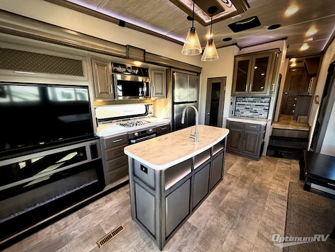 2020 Keystone Montana Legacy 3120RL RV Photo 3