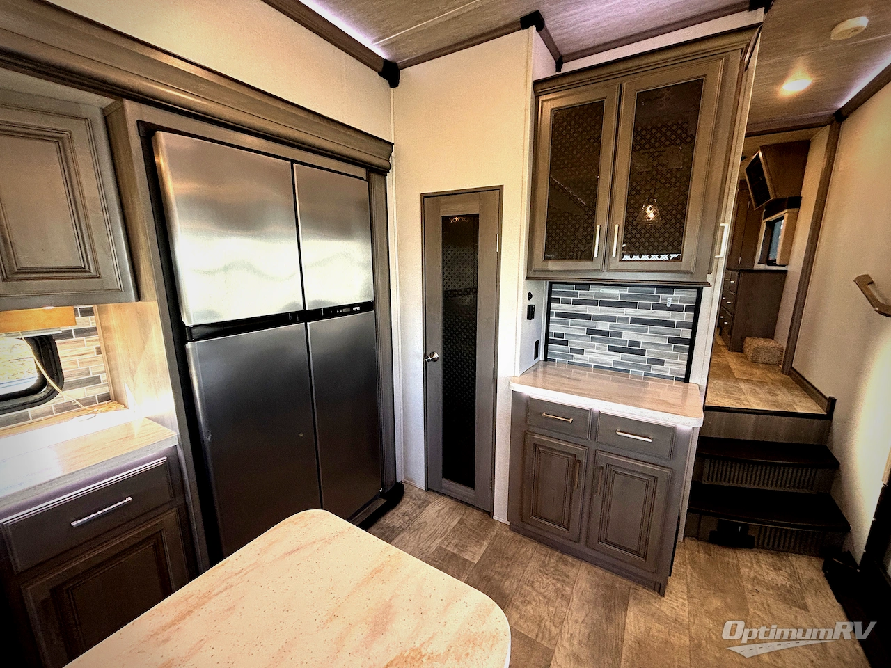 2020 Keystone Montana Legacy 3120RL Photo 10