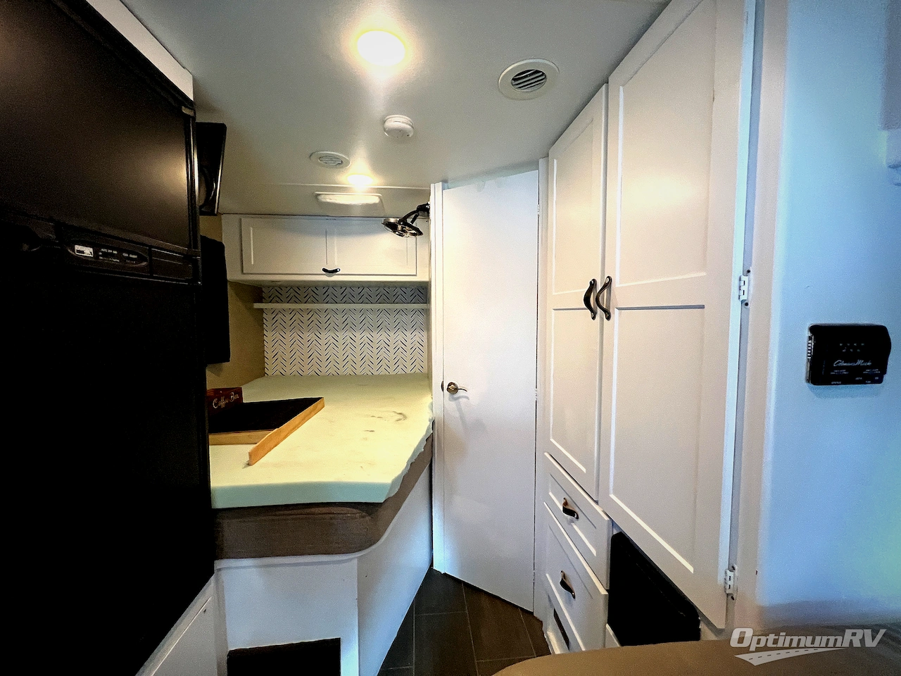 2018 Winnebago Minnie Winnie 22R Photo 13