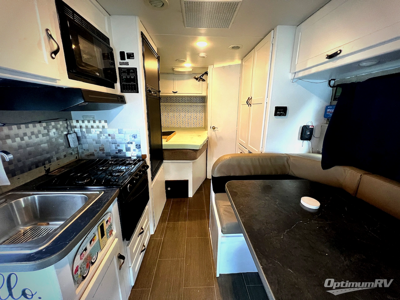 2018 Winnebago Minnie Winnie 22R Photo 19