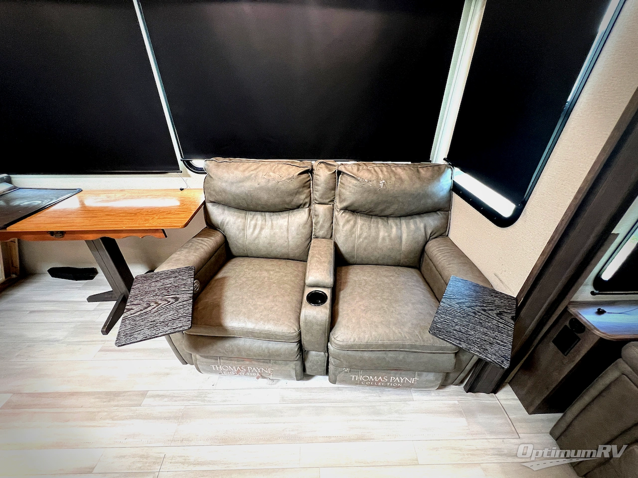 2021 Grand Design Solitude S-Class 2930RL Photo 8