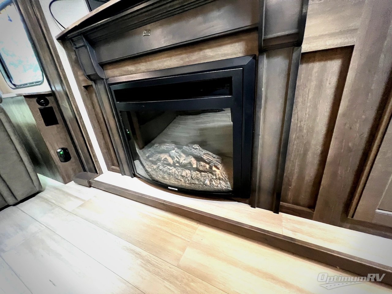 2021 Grand Design Solitude S-Class 2930RL Photo 11