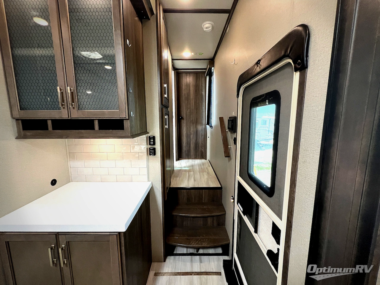 2021 Grand Design Solitude S-Class 2930RL Photo 15