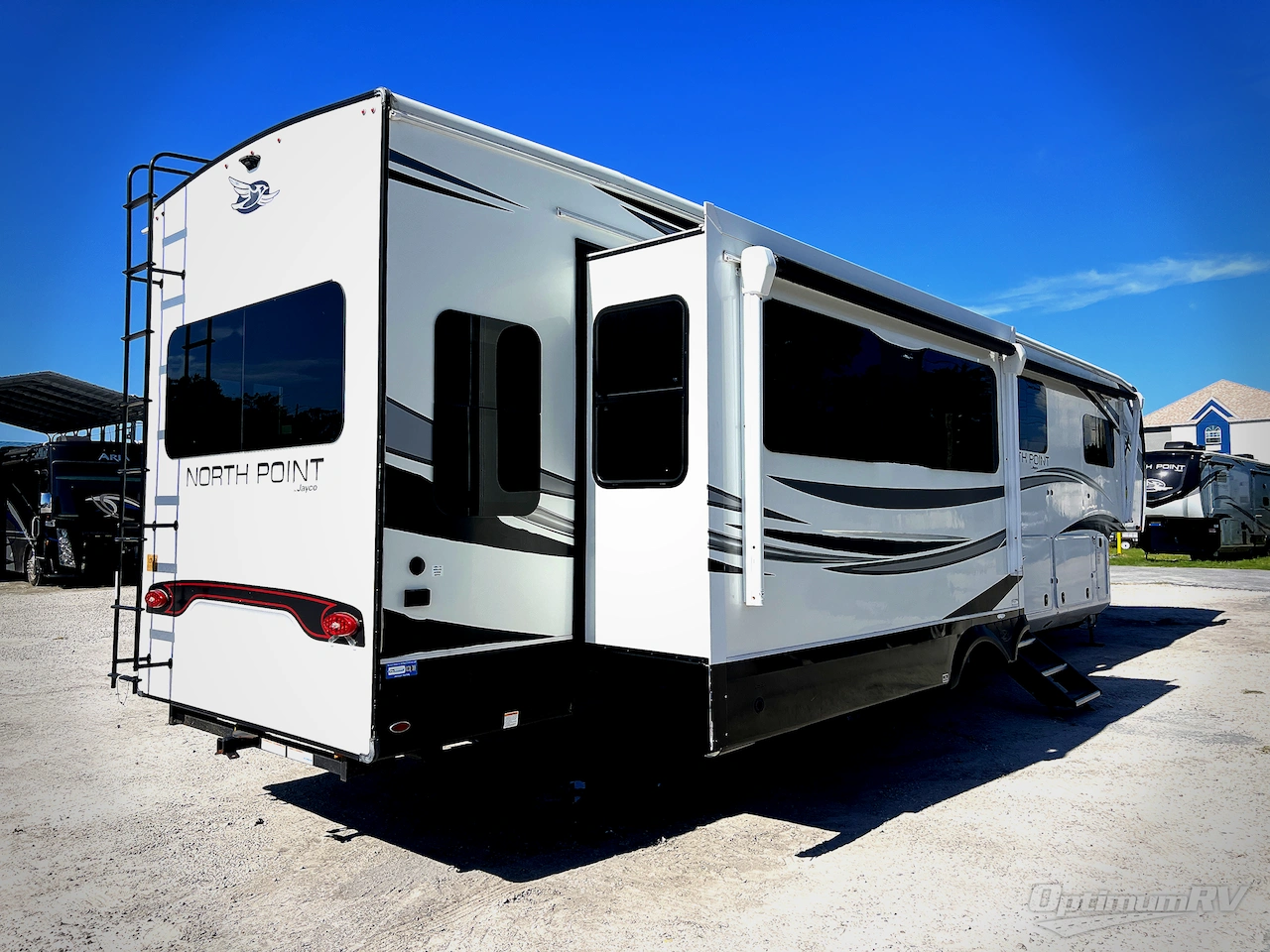 2022 Jayco North Point 377RLBH Photo 2