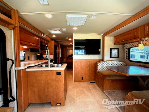 2015 Winnebago Vista 27N RV Photo 2