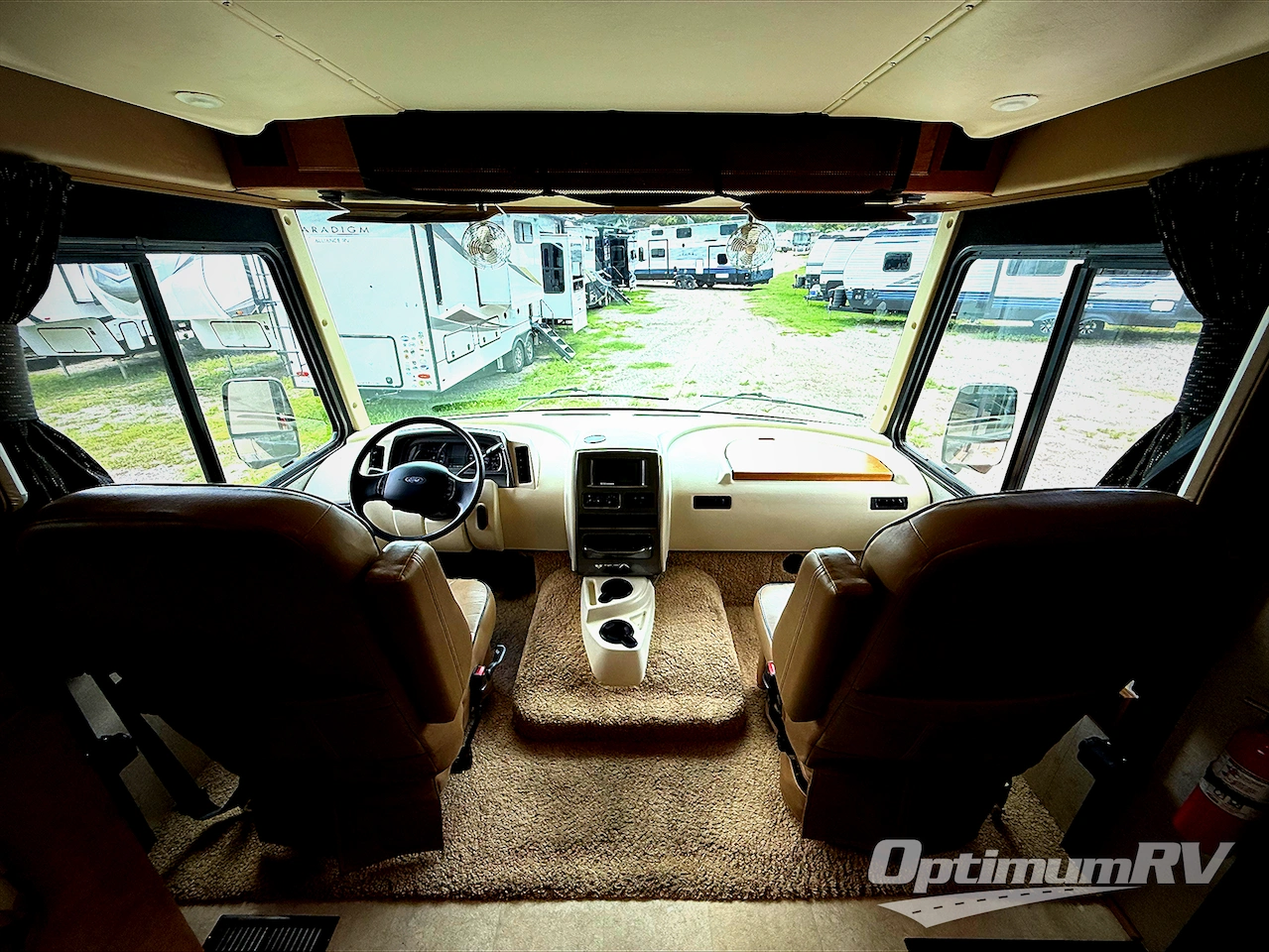 2015 Winnebago Vista 27N Photo 6