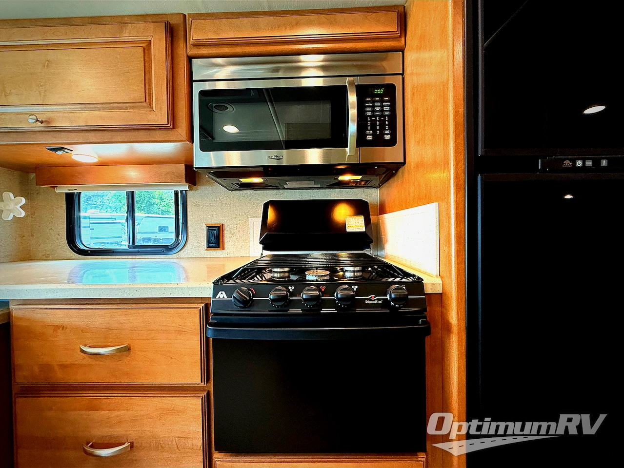 2015 Winnebago Vista 27N Photo 9