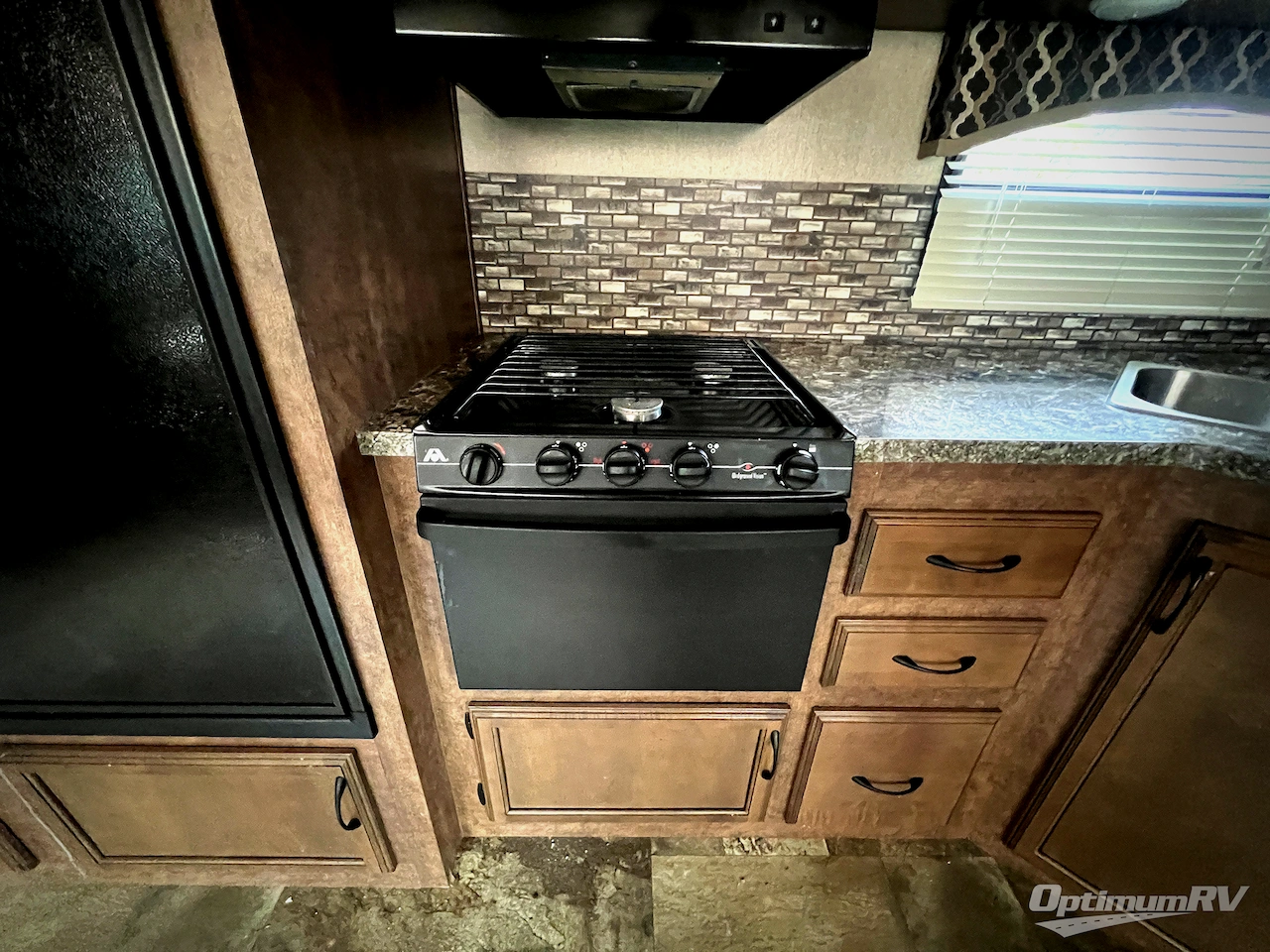 2017 Starcraft Solstice Super Lite 30DQS Photo 10