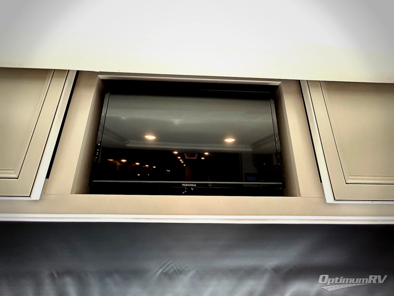 2022 Fleetwood Southwind 35K Photo 10