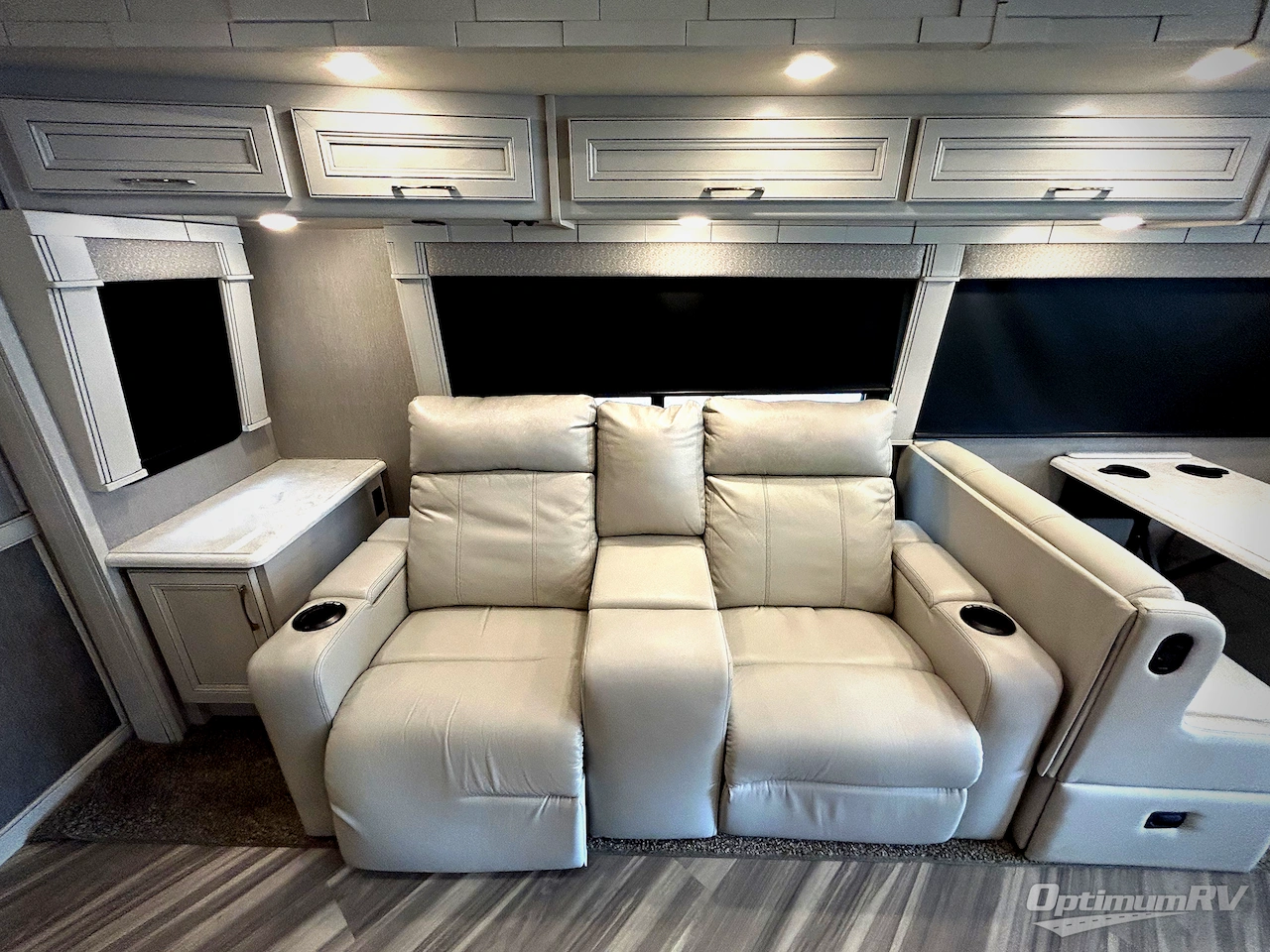 2022 Fleetwood Southwind 35K Photo 13
